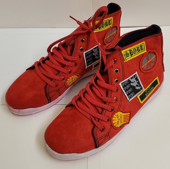 New assorted colors and sizes sneakers unisex for big boys and girls - Picture 3 of 16